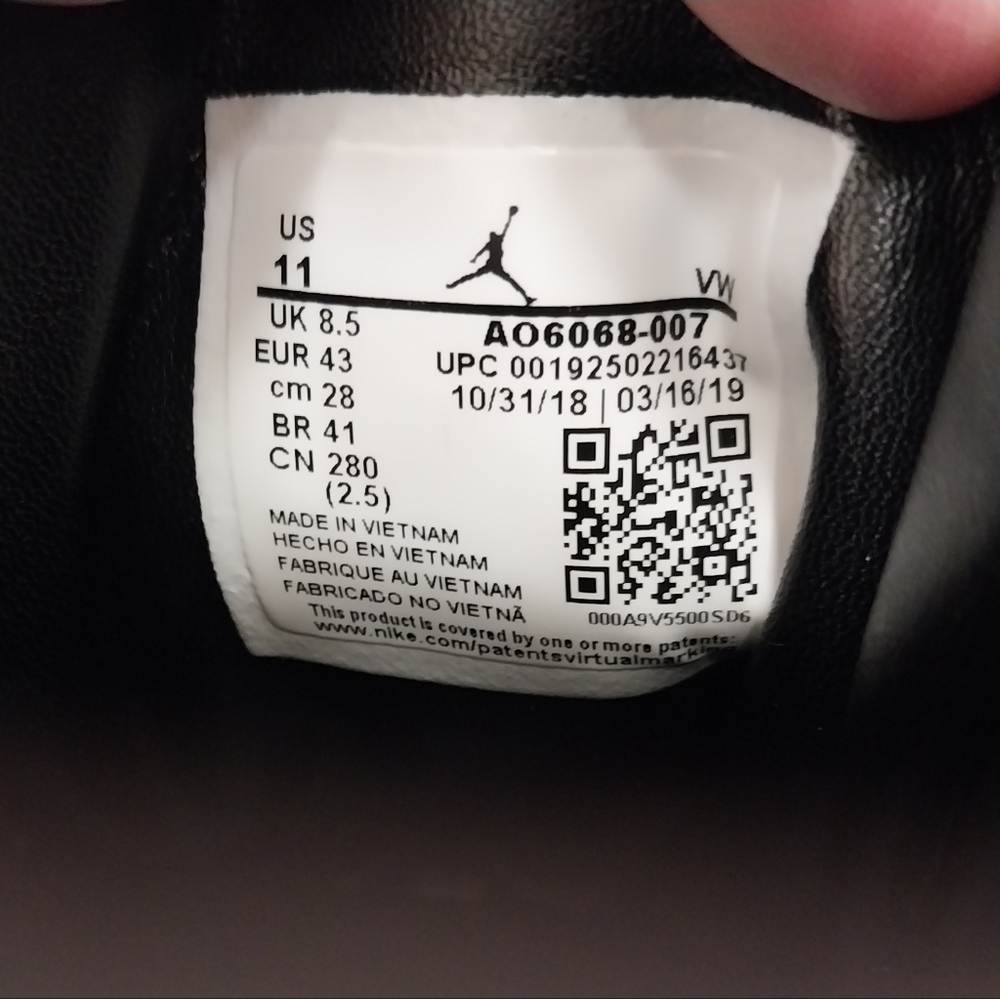Retro Jordan 12 Reptile playoffs size 11 women's size 9 men's unisex - Picture 13 of 14